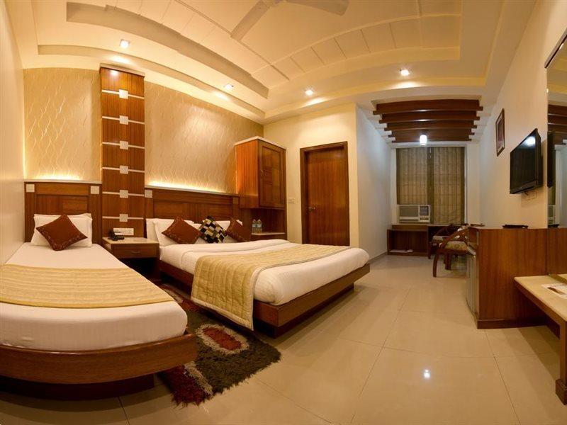 Hotel Aster Inn New Delhi المظهر الخارجي الصورة