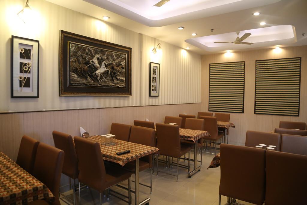 Hotel Aster Inn New Delhi المظهر الخارجي الصورة